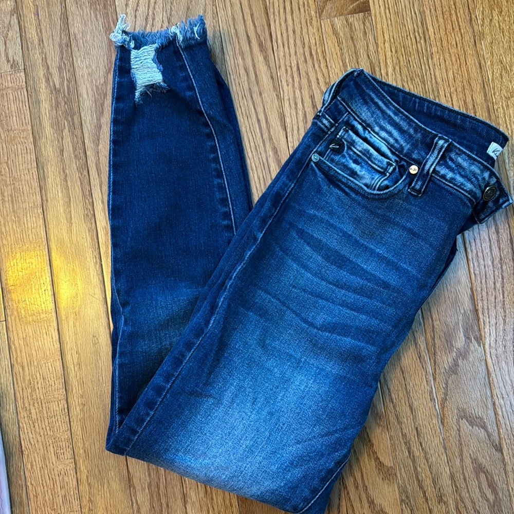 KanCan high rise skinny jeans. New without tags